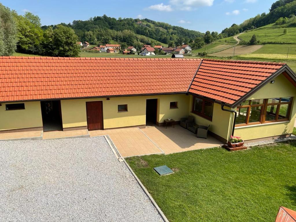 Ruralna Kuca 'Villa Zagorka' Za Odmor Sa Bazenom I Bocalistem Donja Pacetina Exterior foto